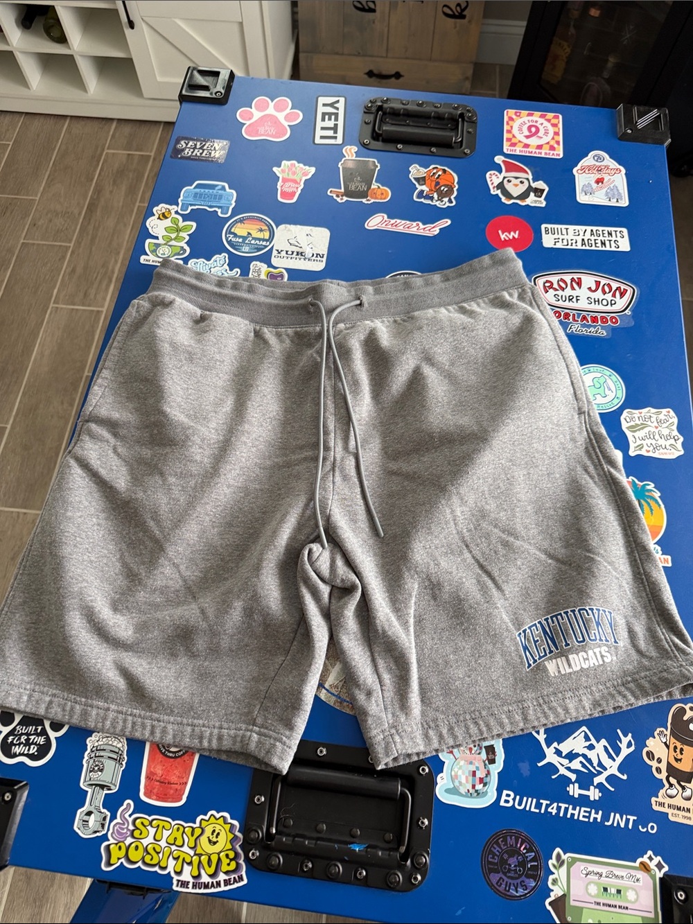 Men’s XXL Gray Athletic Shorts